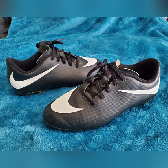 *3-for-$30* Nike speed cleats (size 3.5) - Picture 1 of 6